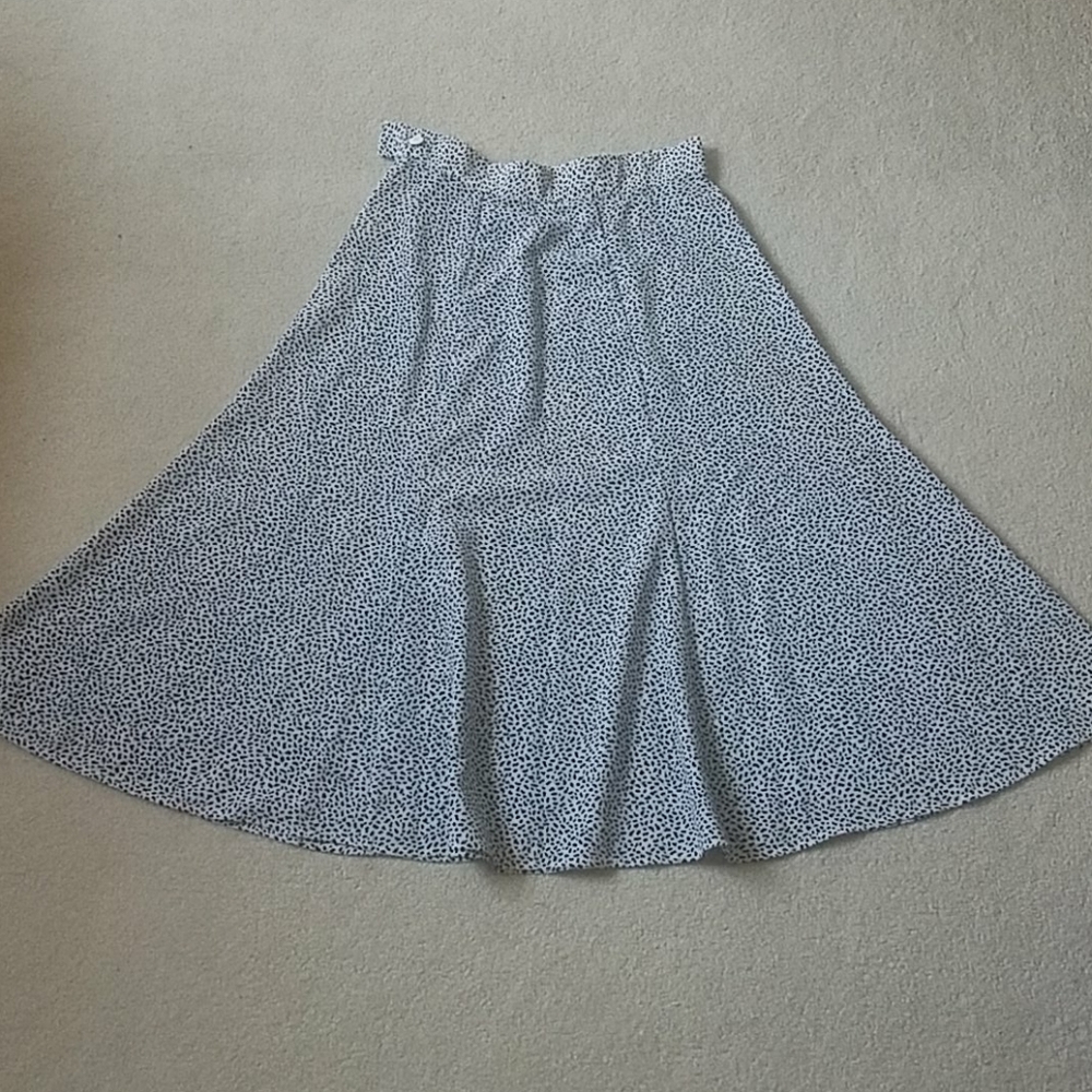 Vintage black and white skirt - Picture 5 of 5